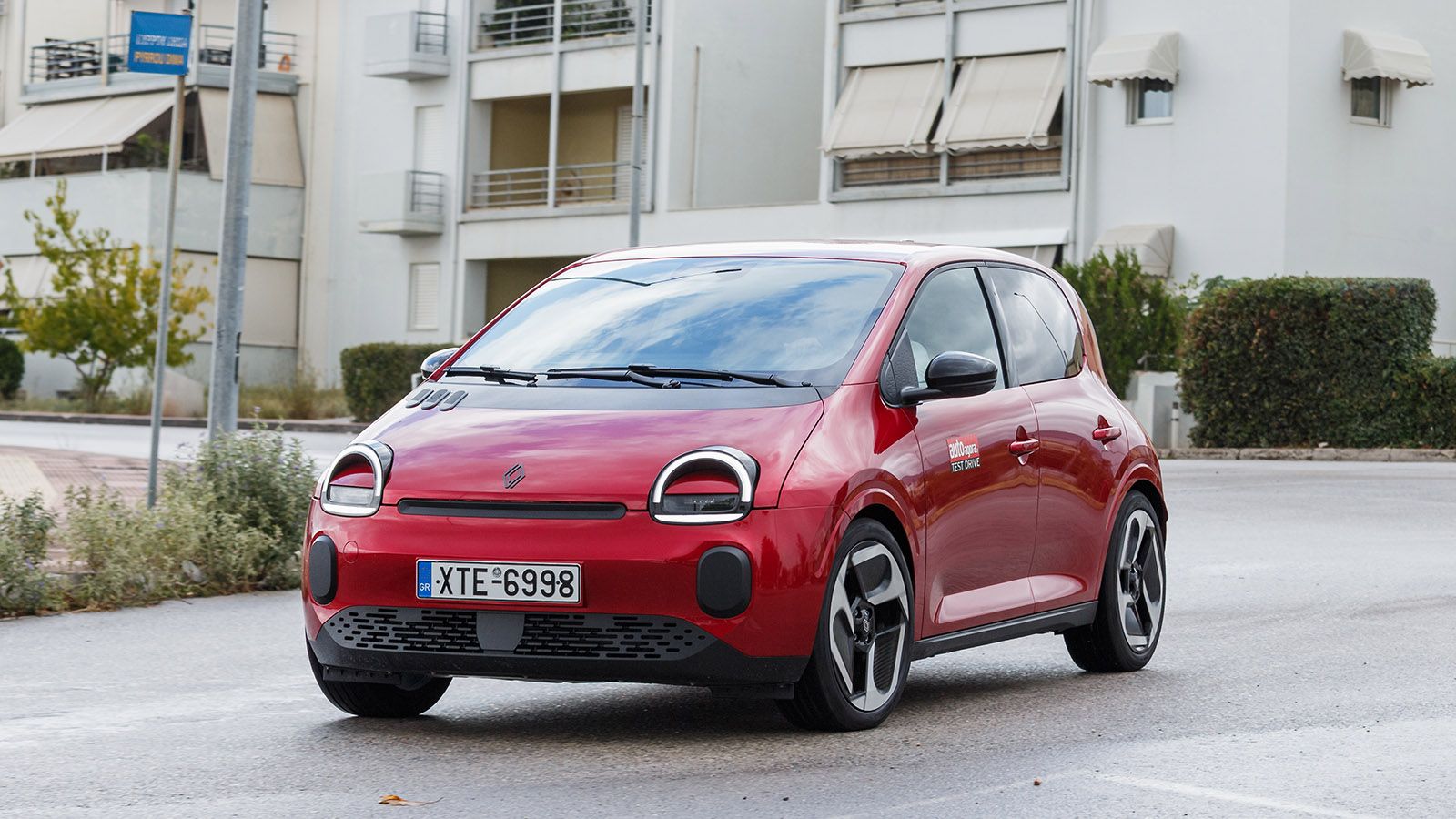 Renault Twingo. Πόσο καλό είναι σε εξοπλισμό άνεσης και ασφάλειας.